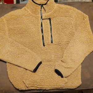 NO Boundaries  1/2 zip wooly bear fluffy fleece.